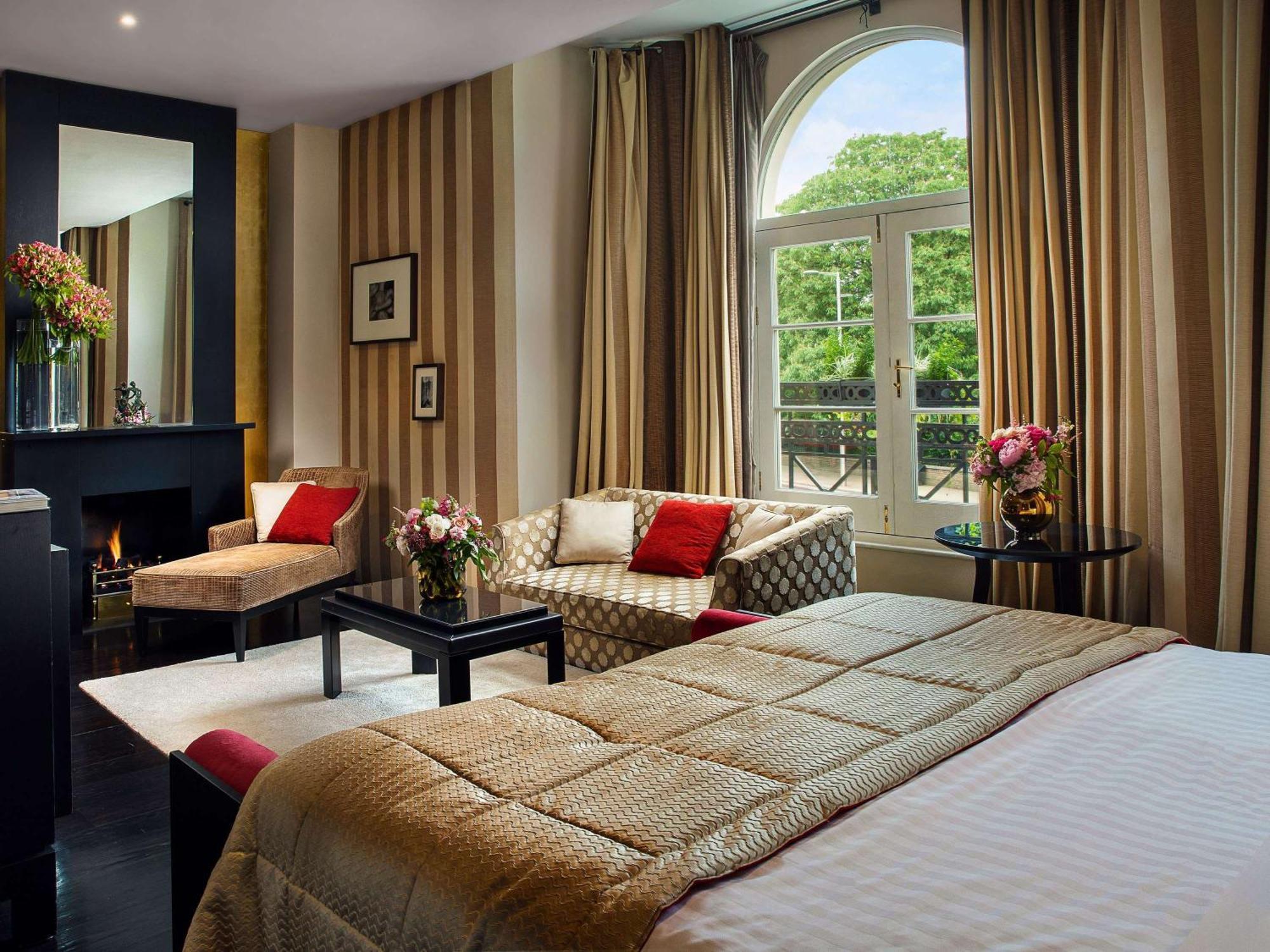 60 Hyde Park Gate Hotel London Eksteriør billede